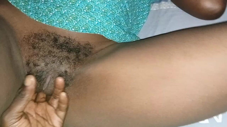 Sexe in real life: 我邻居喜欢被手指刺激