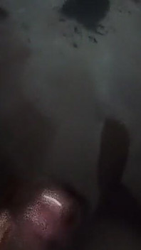 Io e mia moglie in una casa abbandonata di notte