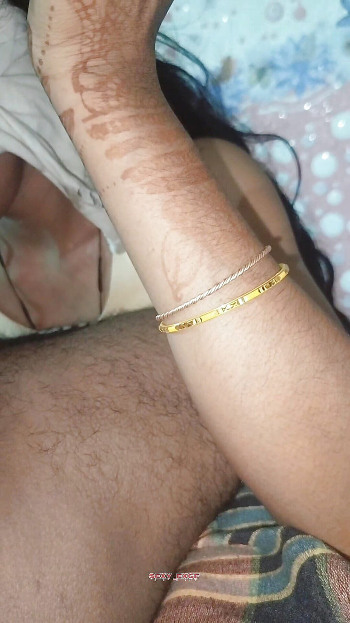 Hari doy: Adik tiri menelefon saya di rumah dan dikongkek