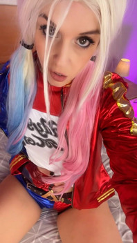 How Loves Harley Quinn?