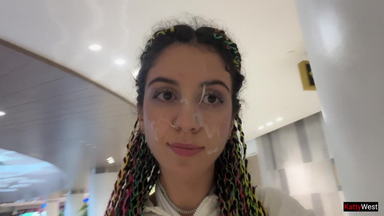 Katty West: Crazy Cumwalk in Shopping Mall