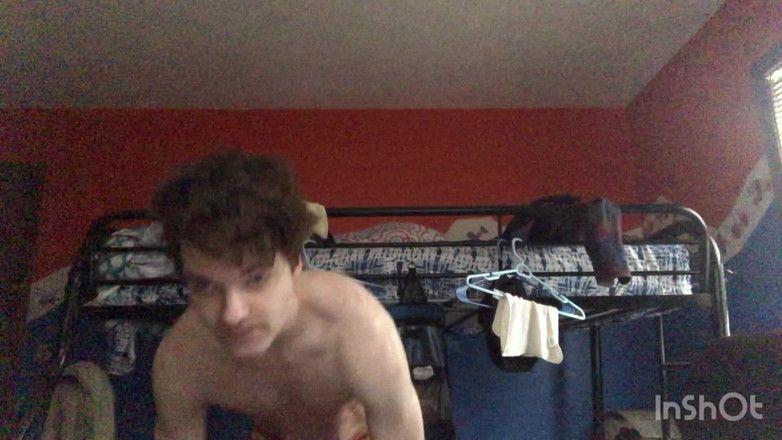 Niko Springs: Кончаю жестко на мое гладкое твинк-лицо