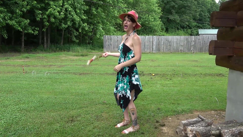 TSRyley: Jeux de sexe en plein air