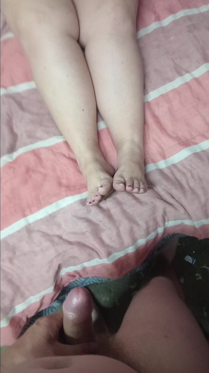 Footfetish productions: Stacy Liếm Chân &amp; Hôn, Sục Bằng Chân &amp; Được Xuất Tinh Vào...