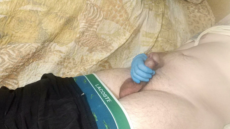 DihMonk: Küchenvorbereitung Schief Gelaufen - Solo-mann Wichst in Blauem Handschuh