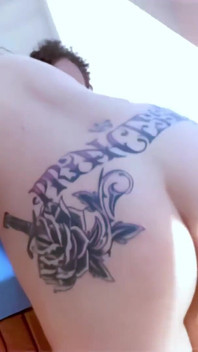 Sexy Video: Angie Kiss Jorge Mo01