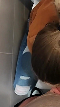 Blowjob Riskged in the Bathroom of the University with My Professor!