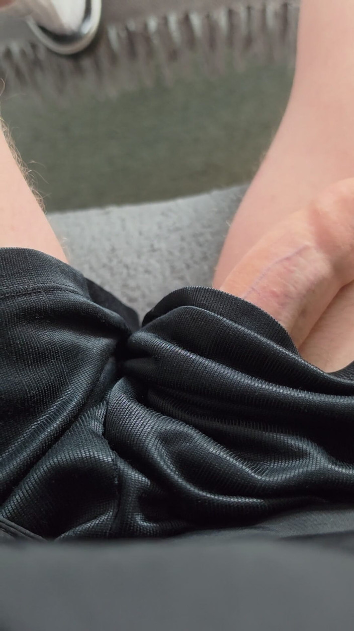 Twotwinkhusbands: British Lad Doesnt Know Hes About to Get a Surprise...