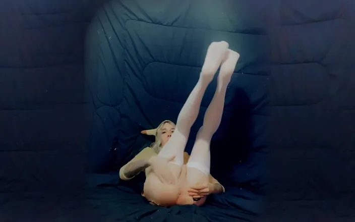 CarmenMelatonin: Pika girl wants to play in bed