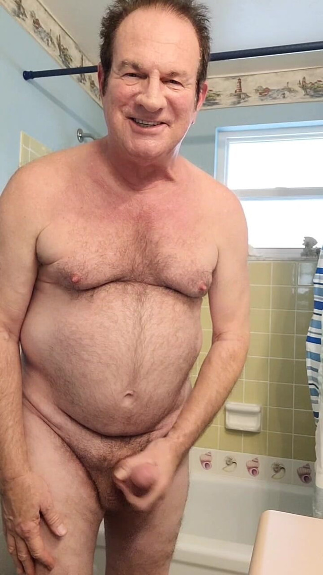 Grandpa Cum in the Shower (DaddyL Nargo) Grandpa Cum in the Shower (DaddyL Nargo)