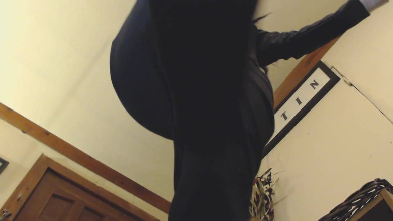 PandoraSG: Honění nohou jeptišky na Halloween