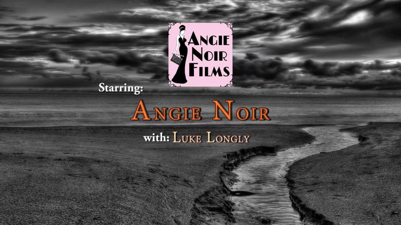 Angie Noir: सौतेली मम्मी को चोदने का समय डब्ल्यू एंजी नोइर