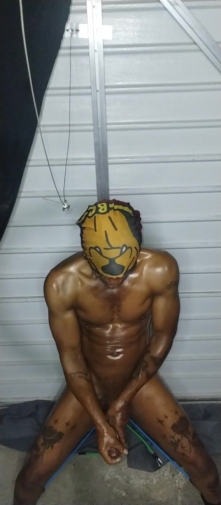 Batbunz: Cum Workout with Me