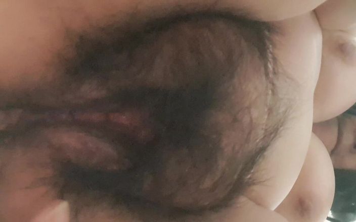 Mommy big hairy pussy: Pro mého milence detailní níže