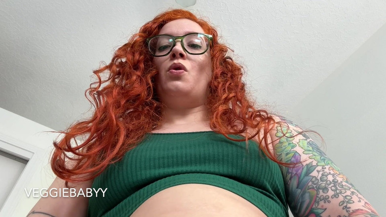 Veggiebabyy: Futadom doet mietje's make-up en verpest het dan met in...