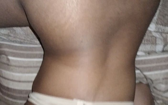 Sairaxsaim: 私の美しいバビとの初めてのセックス。
