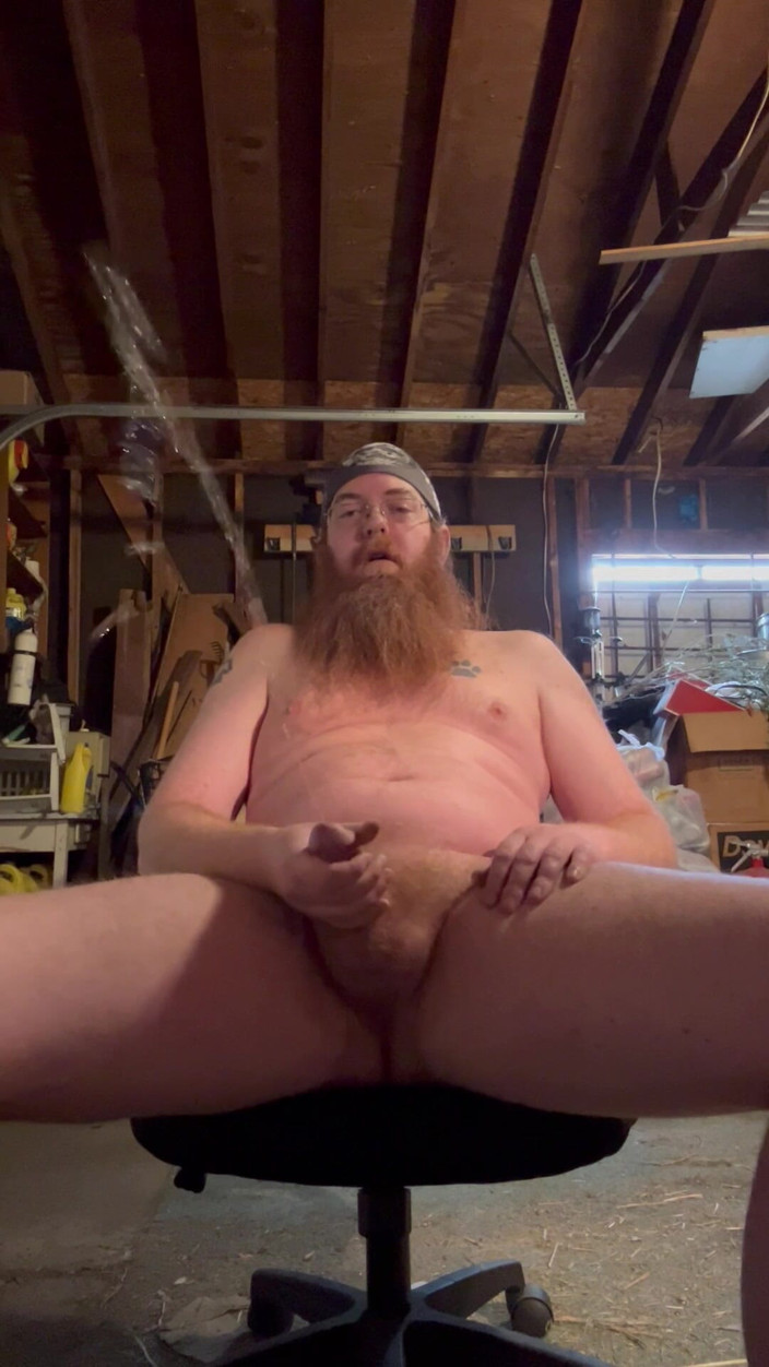 Big Baz: Naked Mega Piss
