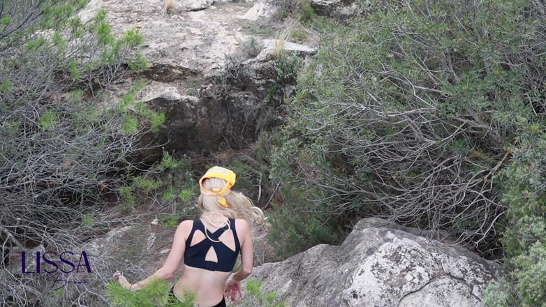 Lissa Brown: 낯선 사람과의 요가 루틴