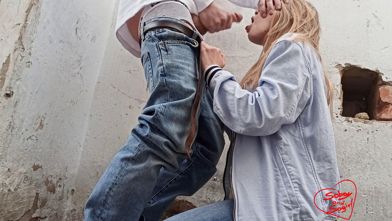 SOboyandSOgirl: Mrdka v puse během přestávky pomohla zmírnit stres - Tak kluk...