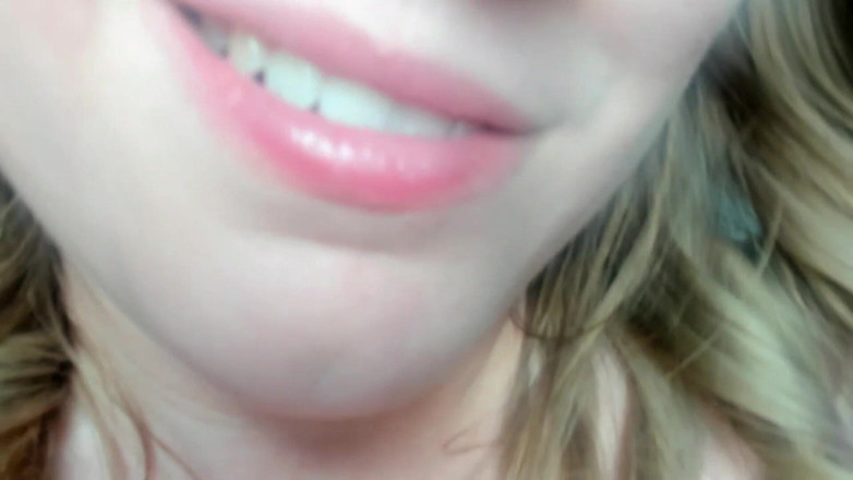 Julie_Bliss: Julie Bliss - Obryně