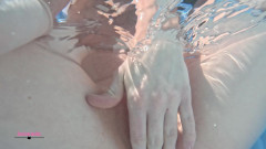 Destination Kat: Stará Čůrací kompilace 5