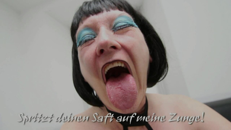 Hotvaleria: Tongue Insemination