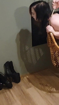 Hot Game in the Hanging Chair