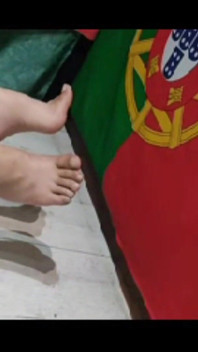 Desculță 76