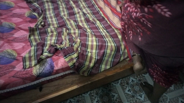 Tamil lesbian: セックス動画についてのダーティートーキング