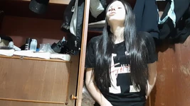 Tôi bắt gặp hàng xóm của tôi thủ dâm và bắt đầu thủ dâm quá - lesbian-ảo tưởng