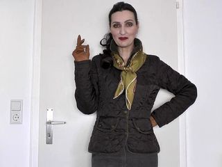 Lady Victoria Valente: Ținuta mea de toamnă: jachetă maro retro quilted cu un...