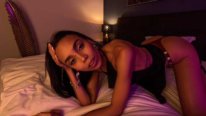 WeAreNewbies: All Yours Tonight