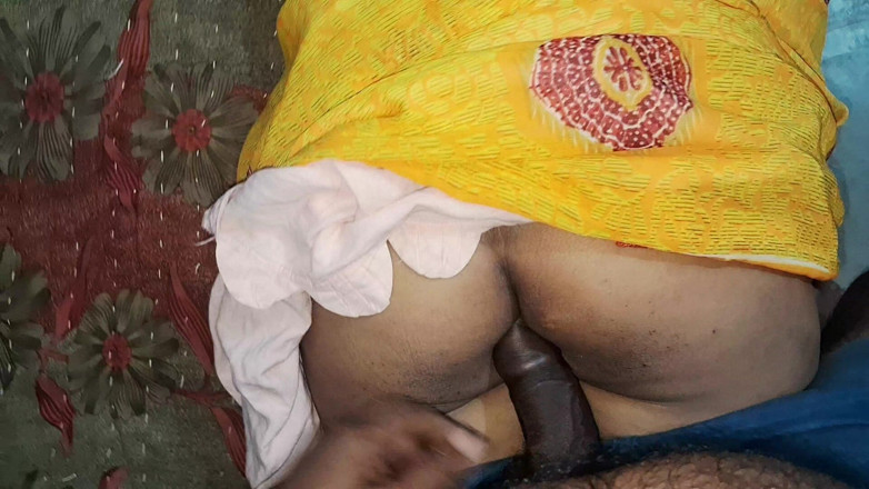 Rakesh: India ama de casa folla con marido