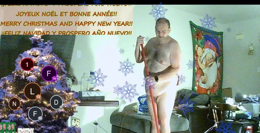 Caressonnous: La soubrette fait le nettoyage de Noël