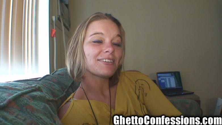 Ghetto Confessions: Lycklig hottie ghetto woods hora suger kuk snyggt