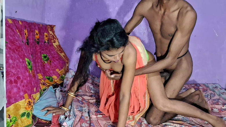 Altraxxx: Desi bengálské sex video Savita Bhabhi Ko Chudai Sweatme Chudai
