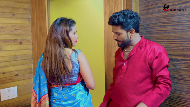 HOTKAMASUTRA: Indian Boy Inserted His Dick Deep Inside His Girlfriend's Throat.