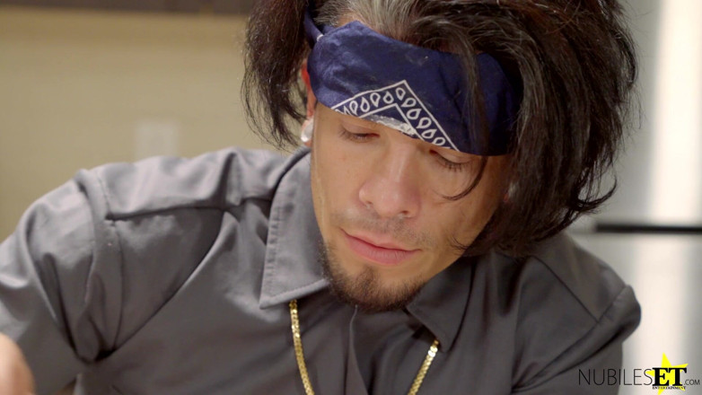 Nubiles ET: ฉันรอดจากอาชญากรรมได้อย่างไร - S1e6