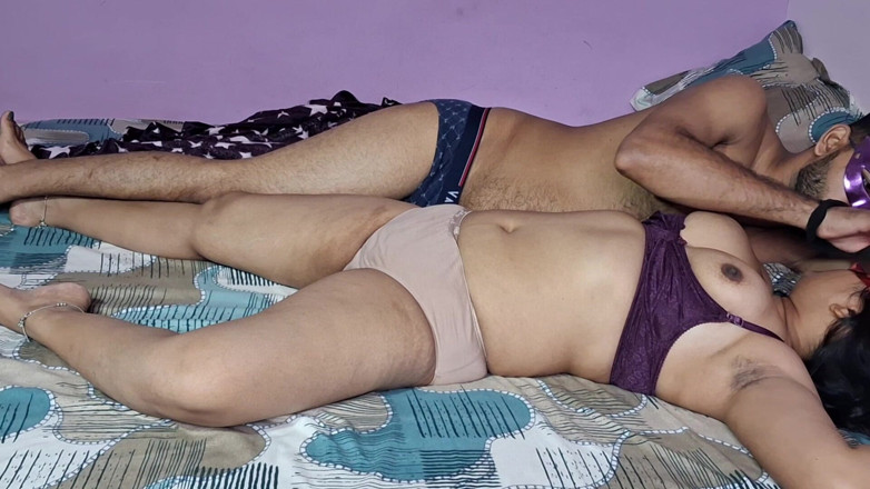 Realsexhub: 혼자 살면 배다른 오빠가 날 따먹어
