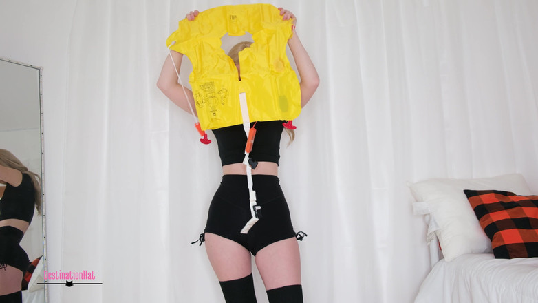 Destination Kat: Vaše záchranná vesta nafukující fetiš