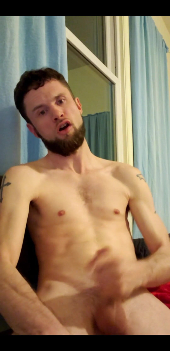 TalenJames: Obudził się tak napalony dziś rano.