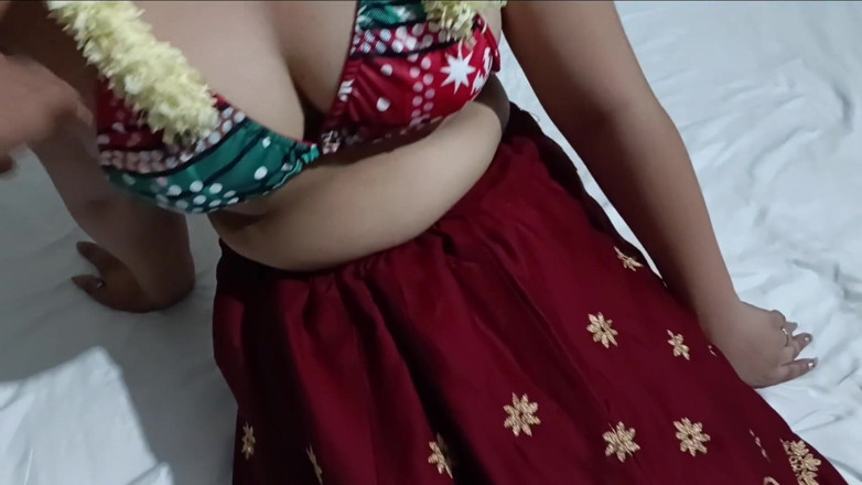 Vamika: Novia loca de tamil follando duro por su novio