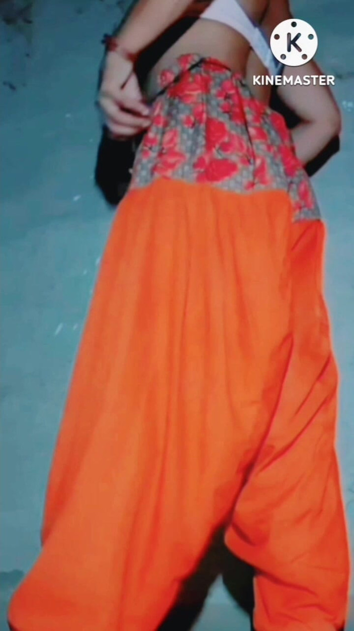 TricolorMusic3: Дуже гаряча сексуальна