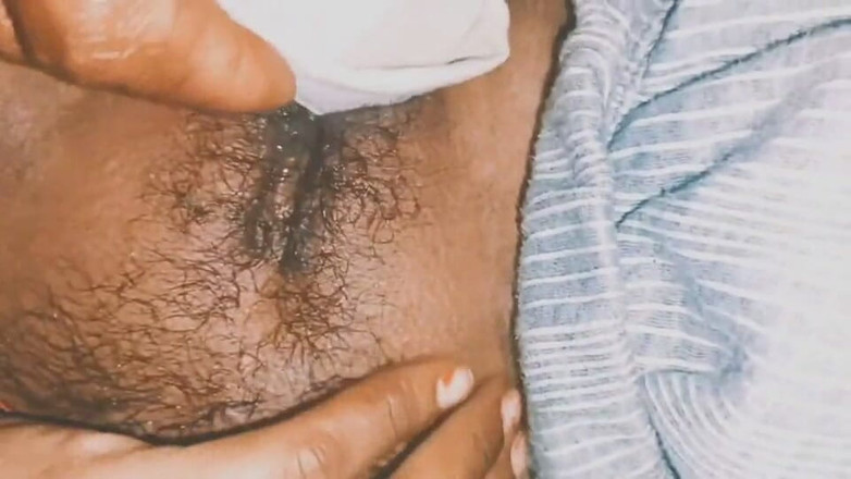 Your nisha bhabhi: Kiedy mojego męża nie było w domu, usunął wodę z...