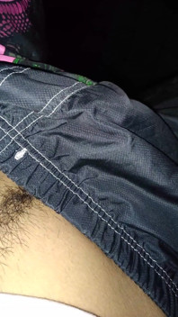 Un penis mare cu cap mare