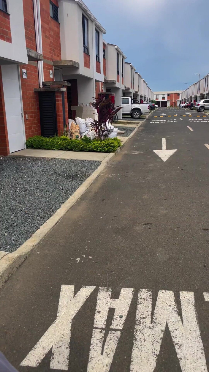 AndreaAndJean: Do lo sperma della matrigna della mia amica nella sua...