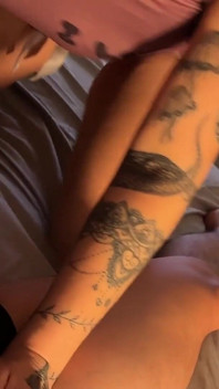POV: Esposa Pelirroja Tatuada Chupa, Monta Y Pide Leche - Yo Me Corro Y Él Me Llena De Semen