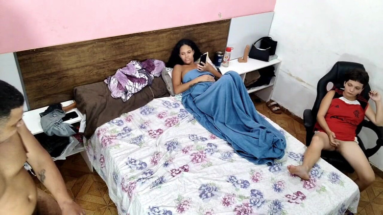 LeoOgro: Um Bate Papo Descontraído E Sexo Anal Entre Amigos.