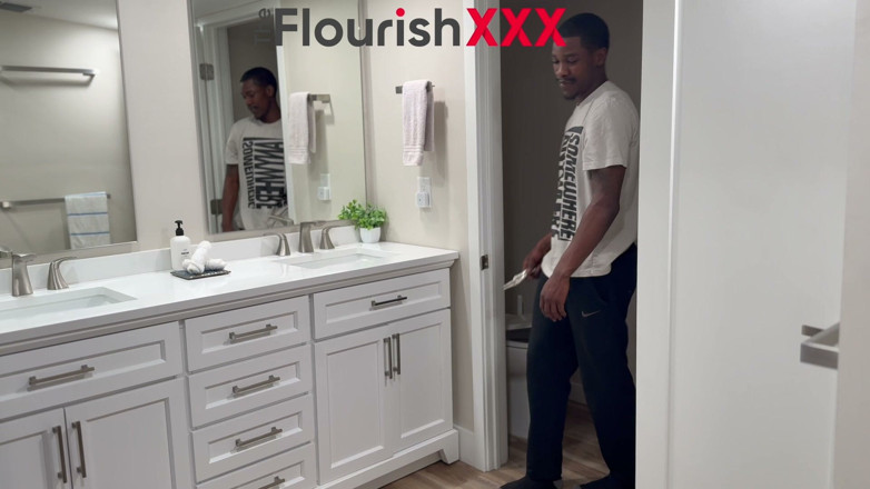 The Flourish XXX: Nyla Nixie 1st Ever Pro Shoot in the Plumber and Me
