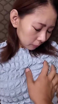 Capelli corti puri e veri corpo morbido moglie corpo morbido capelli tranquillamente raffinati ma che rivelano un lato malvagio